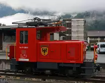 Te 171 203-3 (ex SBB Te III - 203)  Meiringen  der zb (Zentralbahn) abgestellt am 29.09.2012 im Bahnhof Meiringen. 
Die Te III wudde 1959 von der SLM unter der Fabriknummer 4399 gebaut, der elektrische Teil ist von der MF Oelikon (Z�rich). Das Wappen stammt von der 1994 ausrangiert und abgebrochen HGe 4/4 I - 1991.  
Techn.Daten der Te 171: Spurweite 1.000 mm >  H�chstgeschwindigkeit  60 km/h  > Achsfolge  Bo  > L�nge �ber Puffer  6.05 m  > Gewicht  26.0 t 