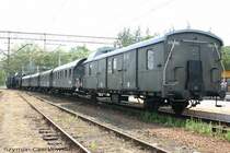 Pt47-112 + 34D74-42 mit Sonderzug in Chabowka am 29.07.2006