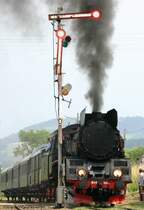 Lokparade: Ol49-100 + 25D49-19 in Rabka-Zaryte am 29.07.2006