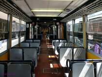 Innenansicht des Elektrotriebwagens ETR051 der Circumvesuviana (CV).

2010-08-26 Sorrento (Sorrent)