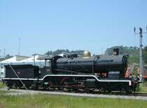 Lok 248 am 12.05.2006 im BW bei der Haltestelle Porto Contumil, ob die Lok noch betriebsfhig ist, ist mir nicht bekannt.