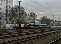 182 526 mit einem HKX am 24.11.2012 in K�ln West.