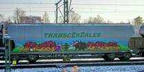 ...am 23.02.2011 stand ein Transcereales-G�terzug im Bahnhof Freiberg. Ich halte ja �berhaupt nichts von Schmierereien an den Waggons, aber dieses Motiv ist doch irgendwie lustig.  