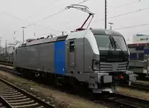 Die neue Baureihe 193 805-9 von Railpool steht am 21.11.2012 in Donauw�rth. Mit ihr wurden Testfahrten zwischen M�nchen und Donauw�rth durchgef�hrt. Im F�hrerstand waren 5 Mitarbeiter.