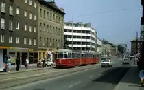 Wien WVB SL 62 (L 529) Eichenstrasse / �BB-Bf Meidling im Juli 1982.