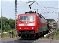 Die 120 140-9 vor dem AZ1436 nach Dortmund. Fotografiert am B� Carl Heydemann Ring, mit Blickrichtung Hbf. (Stralsund am 29.07.06) 
