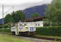 Lok der Wachtlbahn des Zementwerks Rohrdorf in der N�he von Kiefersfelden am 17.07.2011.