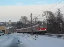 RB 59361 verl�sst am 07. Dezember 2012 mit f�hrendem Karlsruher Steuerwagen (82-34 327; Bnrdzf 470.0) Kronach.