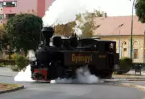 490 2005 'Gy�ngyi' in Gy�ngy�s, and der Schmalspurbahn von Gy�ngy�s (M�travas�t), am 22. 10. 2011. 
