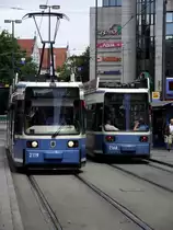 Zwei M�nchener Stra�enbahnen am 11.08.11
