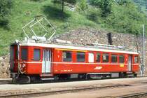 RhB - ABe 4/4 502 am 26.05.1989 in Filisur - Stammnetztriebwagen - �bernahme 11.12.1939 - SWS/MFO/BBC/RhB - 440 KW - Fahrzeugewicht 40,00t - 1./2.Klasse Sitzpltze 12/28 - L�P 18,00m - zul�ssige Geschwindigkeit 70 km/h - �3=20.05.1983 - Logo nur RhB. Lebenslauf: ex BCe 4/4 502 - 1956 ABe 4/4 502 - 01/2000a - 08/2002 Abbruch, Hinweis: gescanntes Dia
