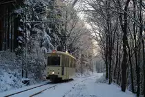 TW 337 der BMB im Rahmen der Nikolausfahrten am 8.12.2012 auf der Bergfahrt zwischen den Stationen Petrikshammer und Friedrichshammer.