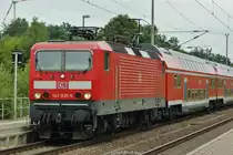 143 935-5 mit einer RB nach Halle in Burgkemniz (2009)