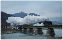 06-018 (Borsig Berlin 1930) mit ihrem Weihnachtszug 16001 von Maribor nach Ljubljana am 22.12.2012 bei der Ausfahrt aus La�ko.