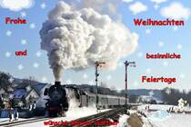 Advent, Advent, ein Lichtlein brennt. Erst eins, dann zwei, dann drei, dann vier und wenn das f�nfte brennt, hast du Weihnachten verpennt!
Ich w�nsche allen hier ein frohes Weihnachtsfest und ein erfolgreiches, neues Jahr 2013!
Zum Bild: 01 1066 mit ihren Sonderzug nach Neuenmarkt-Wirsberg bei der Scheinanfahrt in Harsdorf am 12. Februar 2012. Das Bild wurde von mir noch etwas weihnachtlich  gestaltet ...