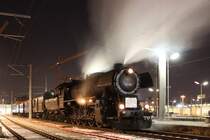 52 100 als S60 26075 von Wien S�dbahnhof (Ostbahn) (Wbo) nach Bruck/Leitha (Bl). Grund f�r diese Bespannung ist der Letzte vom Wiener S�dbahnhof bzw was noch davon �brig ist; am 08.12.2012