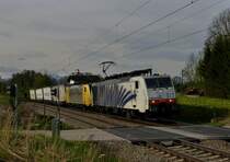 189 917 + 189 90x mit einem Ekol-Zug am 29.04.2012 am B� Vogl.