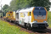 SGL V500.06 am 6.8.12 mit einem Baukran in Hannover-Ahlten.