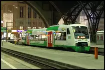 VT 314 der Erfurter Bahn steht am 17.12.2012 im Leipziger Hauptbahnhof zur Abfahrt bereit.