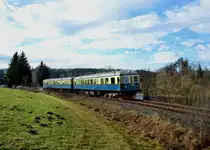 VT 07 + VS 28 von der Wanderbahn bei einer Sonderfahrt am 30.12.2012 bei Schnitzm�hle.