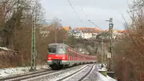 420 438-4 und 420 421-0 als S60 nach B�blingen bei H�fingen 10.12.12