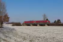 RE 3555 n�herte sich am 8.12.12 sich langsam seinem Ziel Schwandorf.Das Foto entstand auf einer kleinen Flutbr�cke in der N�he von Irrenlohe.