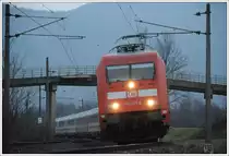 EC 217 von Saarbr�cken nach Graz am 6.1.2012 kurz vor der Durchfahrt der Haltestelle St�bing.