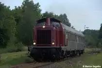 V100 2299 verl�sst Korbach mit einem Kurhessenbahnsonderzug nach Wolfhagen am 01.09.12