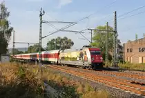 101 016-4 bespannte am 16.09.2012 einen Autoreisezug in Richtung Norden. Aufgenommen am B� Eltmannshausen/Oberhone.