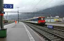 Ersatz IR 1428 (Dispo Lausanne) mit dem f�hrendem BDt EWII 50 85 82-33 933-1 bei Einfahrt in Martigny, 11.01.2013.