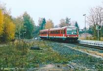 Vier Jahre spter war in Selb Stadt der „endgltige Zustand“ erreicht: Nur noch ein Gleisstrang war verblieben, der am renovierten Hausbahnsteig endet.
