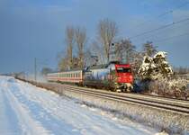 101 083 mit berfhrungsfahrt 78898 nach Passau am 19.01.2013 bei Langenisarhofen.