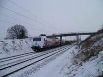 Die  Fleischmann  145 023-6 der PRESS ist am 20.01.13 in Ruppertsgrn bei Werdau zusehen.