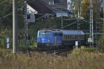 1042 520-8 mit einem Sonderzug nach Binz,
den bis Stralsund die 03 1010 gebracht hat am 27.10.2012