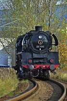 mal keine drei Weien an,
03 1010 gedreht in der  Berliner Kurve  Stralsund
auf dem Weg auf die Insel Rgen