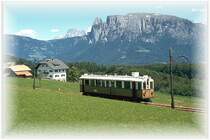 Italien/S�dtirol,Die Rittnerbahn vor der Kulisse 
der Dolomiten (1985)