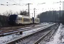 Nach vielen Tagen tr�ben und diesigen Wetters lockte uns heute die Sonne an die Strecke(n).

Weiter ging es nach Saarbr�cken Burbach zum Abzweig Saardamm.

Der Verkehr am Abzweig Saardamm war vor einigen Jahrzehnten noch wesentlich gr��er, denn die Burbacher H�tte hatte bis zu ihrer Schlie�ung ein gro�es Verkehrsaufkommen.

Zwei  Baleine Bleu  der SNCF TER (X 73 919 + 73 918) kommen aus Frankreich und werden in zwei Minuten in den Saarbr�cker Hauptbahnhof einfahren.

KBS 682 - 24.01.2013