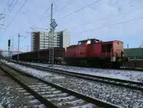 298 313,am 24.Januar 2013,beim Rangieren im Bahnhof Stralsund R�gendamm.