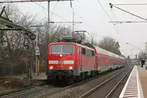 111 133-5 mit RE 4851 Rheine-Braunschweig auf Bahnhof Ibbenb�ren am 28-12-2012.