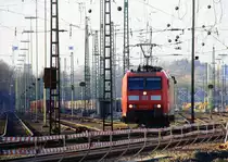 185 062-7 DB rangiert in Aachen-Wet bei sch�ner Wintersonne am 28.1.2013.