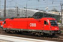 BB 1216 022 am 21.8.12 beim umsetzten in Mnchen Hbf.