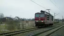 na wie lange werden die guten alten Loks wohl noch auf unseren Schienen fahren?, am 7.2.2013 fuhr die 180 006-9 solo durch Dresden-Stetzsch Richtung Coswig