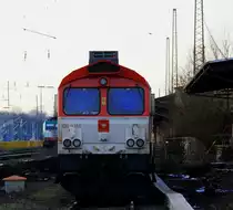 Zwei Class 66 DE6314  Hanna  und die  PB03  Mireille  beide von Crossrail  stehen auf dem Abstellgleis an der alten Larderampe in Aachen-West bei sch�ner Abendsonne am Kalten 10.2.2013.
