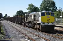 IERLAND sep 2012 KILDARE LOC 081 met rongen wagons word los gekoppeld en over genomen door LOC 083