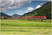 E-Triebwagen 4010 mit Steuerwagen 6010 024 voran fhrt mit IC 513  Ferdinand Raimund  von Selzthal nach Graz. 
Mautern 19.07.2008