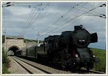 Anl�sslich der Raimundfestspiele in Gutenstein fand am 15.8.2006  die Tour O4 der �BB Nostalgie von Wien nach Gutenstein statt. Bespannt wurde dieser Sonderzug von der 52.4984  Eberhard . Das Foto entstand beim  Busserltunnel  kurz vor Paffst�tten auf der S�dbahn.