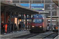 Re 450 047-4 in Locarno. (13.02.2013)