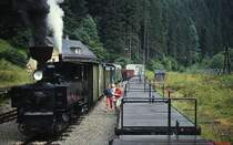 Die Lokomotive Z 6  Thörl  wurde 1893 für die StmLB-Strecke von Kapfenberg nach Au-Seewiesen gebaut. Hier macht sie im August 1997 auf ihrer Stammstrecke mit einem Sonderzug einen Zwischenhalt in Margarethenhütte. Ein Jahr später wurde der Museumsbetrieb leider aufgegeben und die Strecke 2003/2004 abgebaut