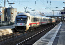IC mit Steuerwagen durch den Bf Sechtem - 15.12.2012