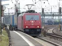 Crossrail 185 596 am 23.02.2013 durch Mainz Bischofsheim.